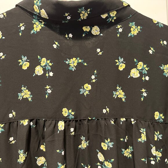 Faith & Zoe Floral Print Blouse - Picture 4 of 4